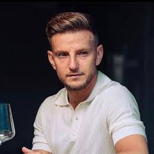 Pedro Galan Luque (@pgluque)