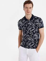 Slim Fit Polo Yaka Cicek Desenli Tisort Lc Waikiki Tisort Moda Kapusonlu