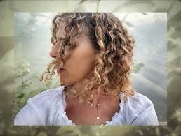 Genevieve Stevenson's Instagram, Twitter & Facebook