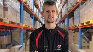 Elis recruit their first apprentice