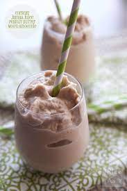 Copycat Jamba Juice Chocolate Peanut Butter Moo D Smoothie Video Recipe Jamba Juice Recipes Jamba Juice Banana Breakfast Smoothie