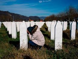 Za vrijeme rata između sr jugoslavije i bih (1992 1995), mjesto gdje se usprkos međunarodnoj zaštiti dogodio najveći genocid. Srebrenica Genocide Survivor Warns Forces Of Division In Europe Raise Chance Of More Bloodshed The Independent The Independent