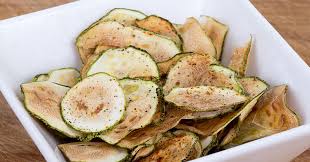 These Cool Ranch Zucchini Chips Are Like Low Carb Doritos Na trhu jsou nove moznosti! the hearty soul