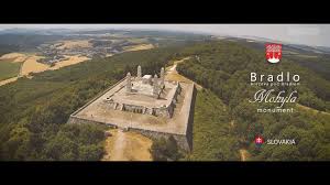 Štefánika brezová pod bradlom photos • mohyla m. Bradlo Mohyla 2019 Youtube