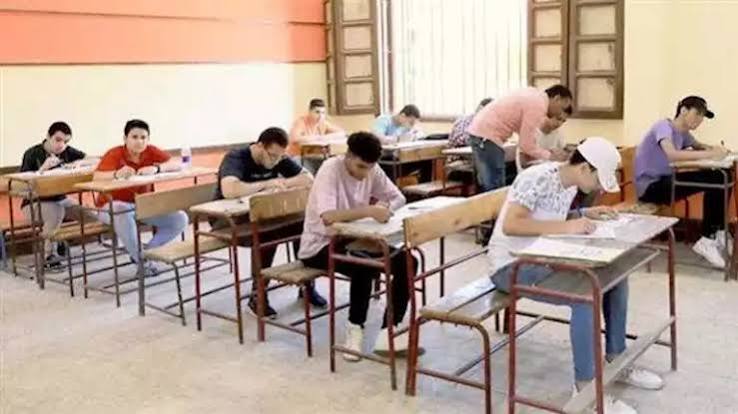 انتظام العمل داخل لجان امتحانات الثانوية العامة في الدقهلية | مصراوي