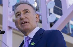 David Gutman (@davidlgutman)