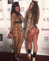 Rule 34 Dev - 2girls animal animal_ears ass bodysuit cat_ears catsuit  celebrity dark_hair dark_skin dat_ass female female_only from_behind  high_heels leopard_print leotard looking_at_viewer looking_back  mother_and_daughter nail_polish shannon_ray smile ...