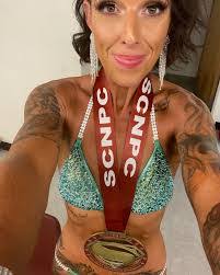 Teri Powers's Instagram, Twitter & Facebook