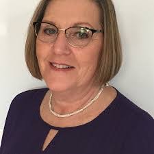 Robin Gilroy's Instagram, Twitter & Facebook