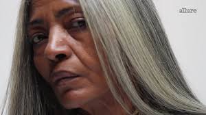 How This 64-Year-Old Woman Learned to Love Her Gray Hair