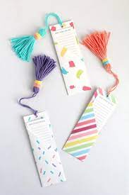 Diy Bookmark With Book List Pocket 10 Extra Design Ideas Bookmarks Handmade Bookmark Craft Origami Crafts Diy