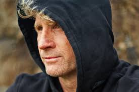 Und er steht noch heute auf dem board wie ein junger gott. So Weit So Gut Robby Naish Wird 50