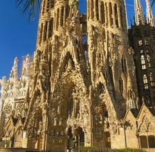 Reservar entradas sagrada familia y parque güell en barcelona. Sagrada Familia Barcelona Gaudi Und Die Gefuhlte Katastrophe Welt