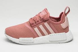 女生專屬adidas Originals Nmd R1 必搶注目粉紅色即將推出 Popbee Pink Adidas Peach Adidas Adidas Nmd Pink