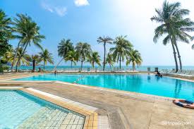 Enjoy a cup of coffee or eat to your heart's desire.you will be spoiled for choice with a variety of beverages and dishes to choose from at our range of restaurants. Regency Tanjung Tuan Beach Resort