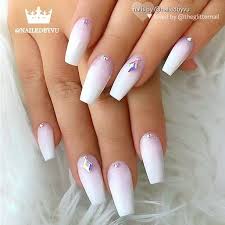 It is also a good way to express its uniqueness. 50 Fun And Fashionable White Nail Design Ideas For Any Occasion In 2020