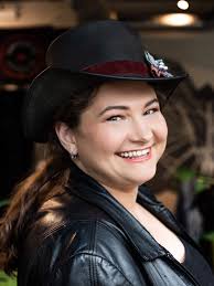 Megan Mackie's Instagram, Twitter & Facebook