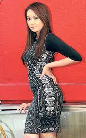 Nik zaris nelydia senrose nik sen (born july 30, 1994) or better known as nelydia senrose is a malaysian actress. Jom Kenali Nelydia Senrose