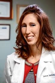 Laura Ludlow's Instagram, Twitter & Facebook