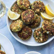 Beignets De Courgettes A La Menthe Ricardo Recipe Vegetable Recipes Recipes Vegetarian Recipes