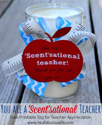 Simple and affordable iced tea cup teacher appreciation gift. 28 Adorably Charming Diy Teacher Gifts