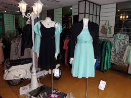 Eröffnung eines herrenfachgeschäftes in schweinfurt, ecke wolfsgasse/ hadergasse. Elegant Buisness Haus Der Mode