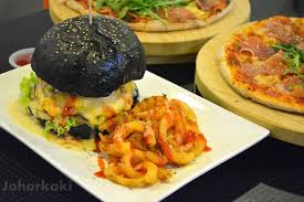 Closed Charcoal Burgers At Johor Bahru City Square Mall Pizza Box Charcoal Burger Food Johor