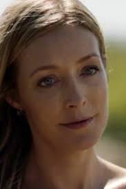 Jennifer Finnigan
