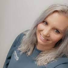 Jasmine Upton's Instagram, Twitter & Facebook