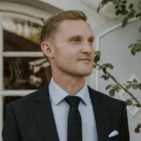 500+ Profile mit dem Suchbegriff „Riehl“