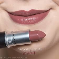 Glänzende lippenstifte wirken wiederum lebendiger und festlicher. Pin Auf Maquillaje