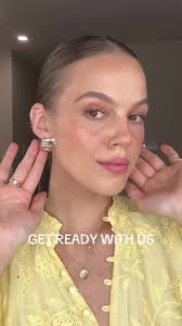 Spotted: @Zhanna Red in the Jessie Petite Button-Down Dress. Shop now.  #evernewstyle #styleinspo #summerinspo #summeroutfitinspo #fashioninspo  #whatiwore #ootd