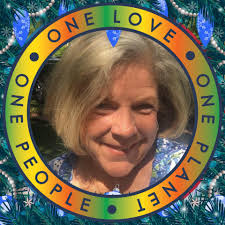 Any recommendations for a hotel in the area for friends and family.