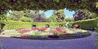Der „hortus botanicus assindiensis und die „gruga sind die keimzellen des heutigen grugaparks. Grugapark Essen