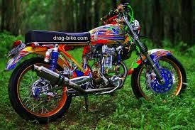 51 Foto Gambar Modifikasi Motor Cb 100 Terbaik Kontes Drag Bike Com Di 2020 Motor Sepeda Retro Gambar