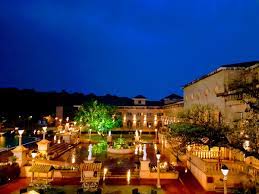 The property itself is huge and has gardens, swimming pool, outdoor activities and what not! 7 Best Budget And 5 Luxury Hotels In Mahabaleshwar 2021 Mahabaleshwar
