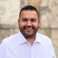 10+ perfiles de «Fernando Toscano»