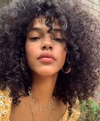 Aesthetic Tiktok Trendy Trends Krasota Trends2020 Retro 90sfashion 90s Grungefashion Grunge Style In 2020 Curly Hair Styles Hair Beauty Hair Inspiration