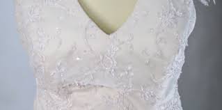 Keine frage, die suche nach dem richtigen brautkleid ist für die frau der schönste höhepunkt der hochzeitsvorbereitung. Hochzeitskleid Archive Brautmoden Elisabeth Riedel