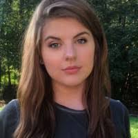 Courtney Early's Instagram, Twitter & Facebook