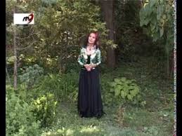 Trece timpul ca nebunul, 2004. Tita BÄƒrbulescu Trece Timpul Versuri Ro