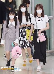Menurut laporan star news, member jepang izone datang ke incheon international airport pada 11 pagi kst. 180908 Ll Japan Line Gimpo Izone ì•„ì´ì¦ˆì› Thailand Facebook