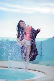 独家！ 迪士尼 私密照 伴侣 暧昧 共同出现 引发 热议