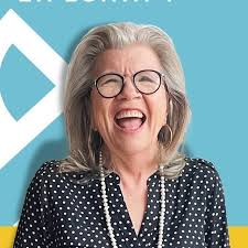 Amo essa energia! ❤️ Mulheres que apoiam as mulheres é como todas nós nos  levantamos. Um brinde à gentileza, ao empoderamento e ao levantamento uns  aos outros em todas as idades! 🫶