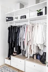 Selection Of The Most Stylish Walk In Closets Masculine Closets Women S Dressing Rooms Projects Dazzling Interi Kast Kleding Kast Ontwerpen Slaapkamerkast