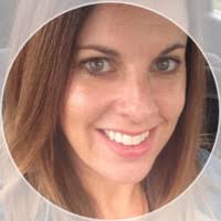 40+ "Simone Wells" profiles