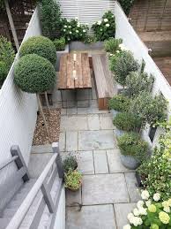 From diy planters and container gardening ideas to raised garden beds and garden tool storage ideas, there's a garden project here for everyone whether you are a beginner or an advanced gardener! The 25 Best Small Terrace Ideas On Pinterest Balcony Tiny Small Backyard Landscaping Small Courtyard Gardens Contemporary Garden Design