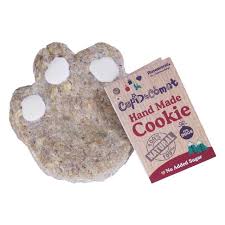 Perfect to add to your cookie plate. Rosewood Christmas Natural Paw Cookie For Dogs 60g Pet Bliss Ireland
