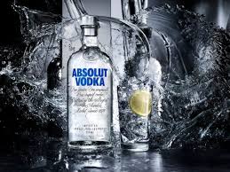 Vodka Historia Y Origen Del Destilado Mas Blanco El Blog De Drinks Co En 2020 Vodka Absolut Vodka Grados De Alcohol