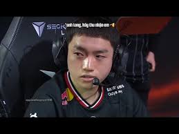 VIETSUB] Biệt đội cà chua T1 đến đây 😎